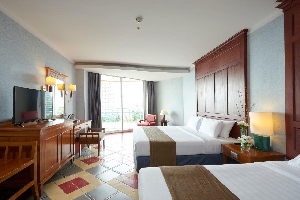 Long Beach Garden Hotel & Pavilions Pattaya Exterior foto